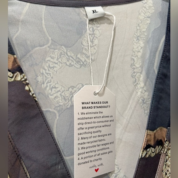 Geode-design button down top - Picture 7 of 7